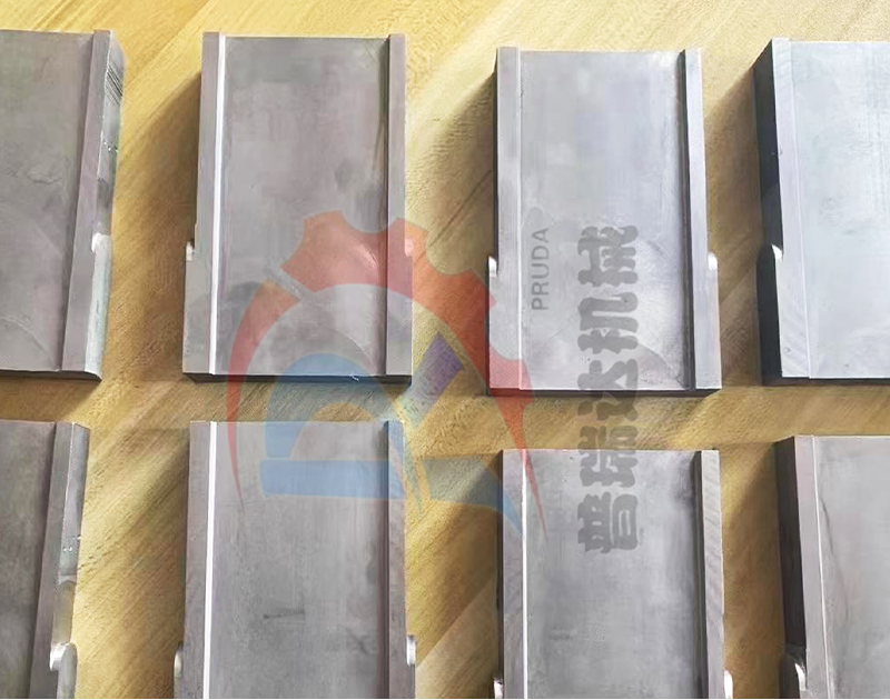 1760519692496261.png 000000.png